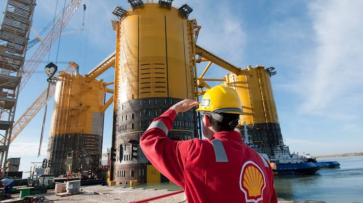 Shell agrees to sell SPDC, announces plan to exit Nigeria 1 Shell agrees to sell SPDC, announces plan to exit Nigeria