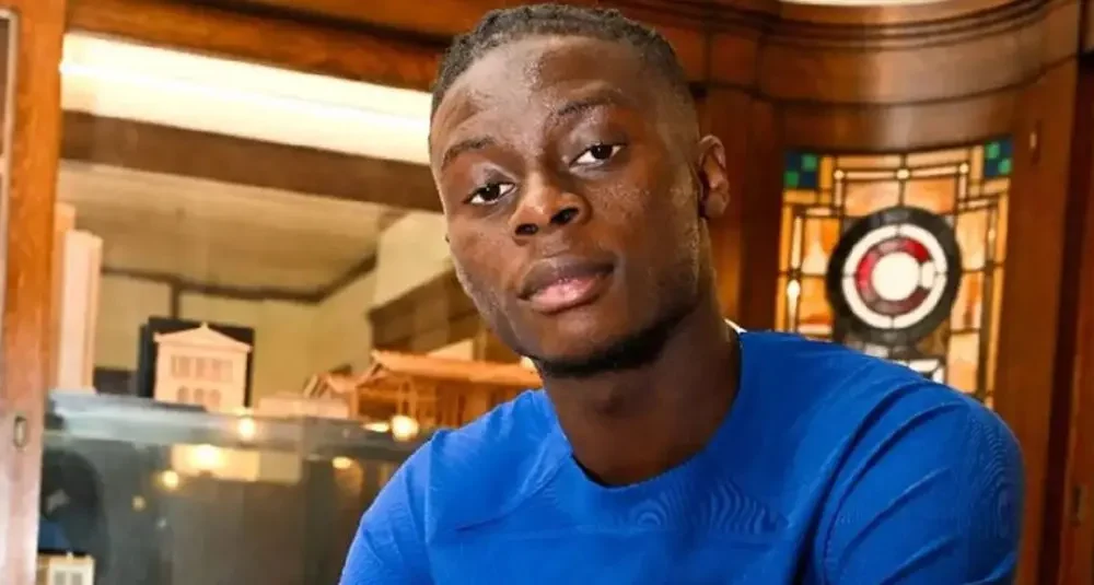 Chelsea midfielder Lesley Ugochukwu visits family in Nigeria
