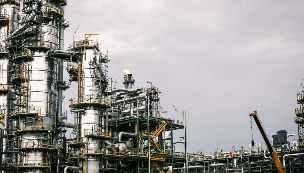 Dangote refinery begins sale of petroleum products – Official
