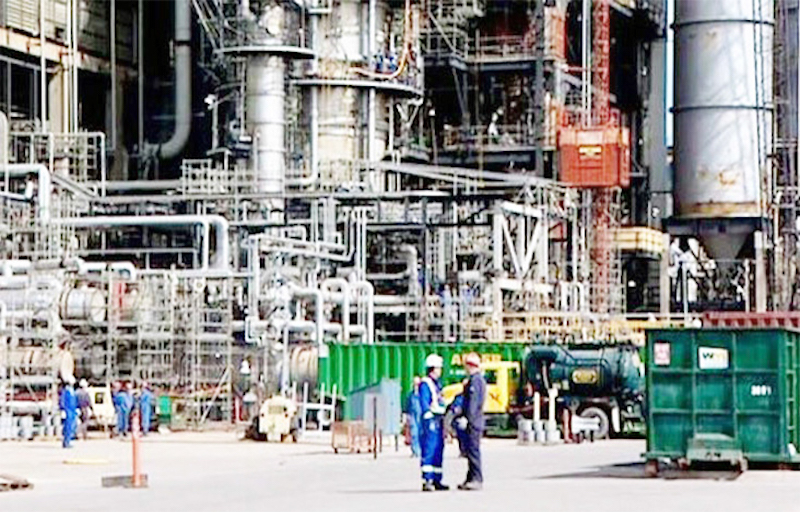 BREAKING: Dangote crashes price of diesel to N1000 per litre