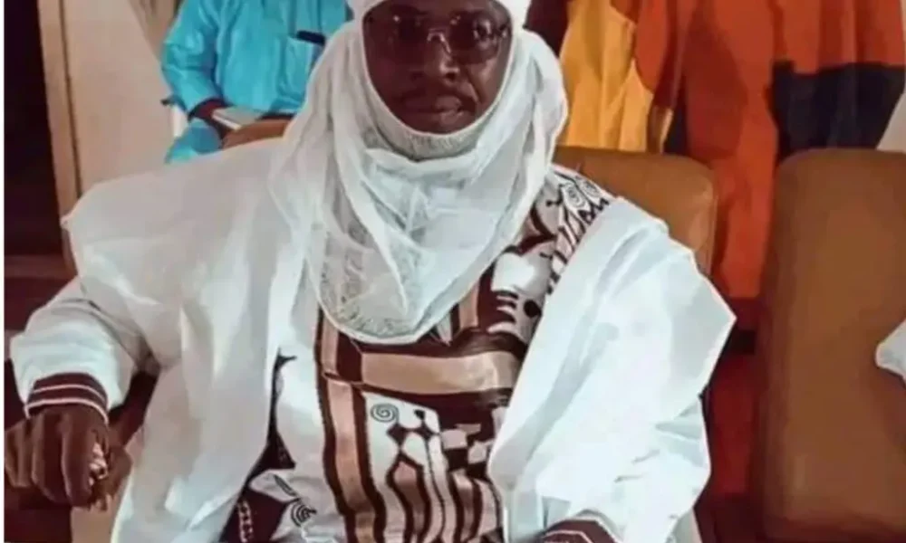 Unknown gunmen kill monarch in Taraba