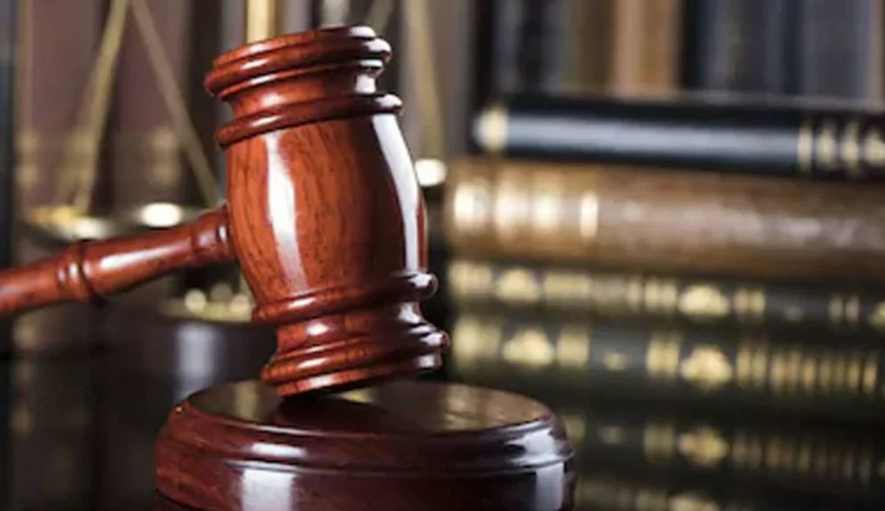 FG sues 36 Governors, seeks full autonomy for LGs