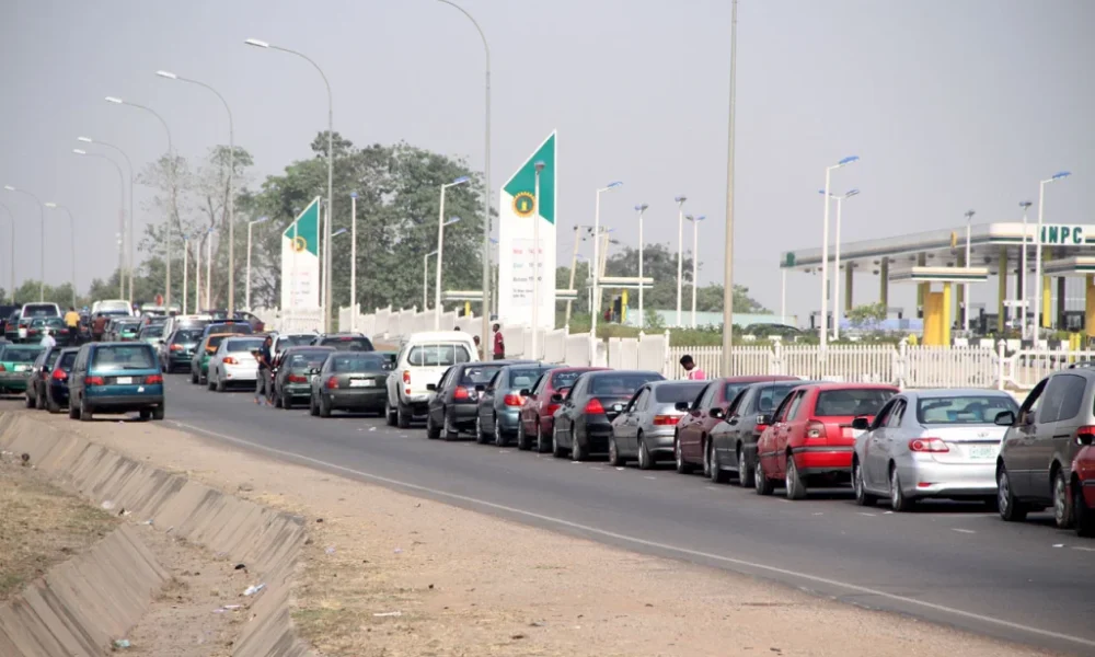 Concerns as NNPCL seeks fresh $2bn crude-for-cash loan amid fuel scarcity 1 Concerns as NNPCL seeks fresh $2bn crude-for-cash loan amid fuel scarcity