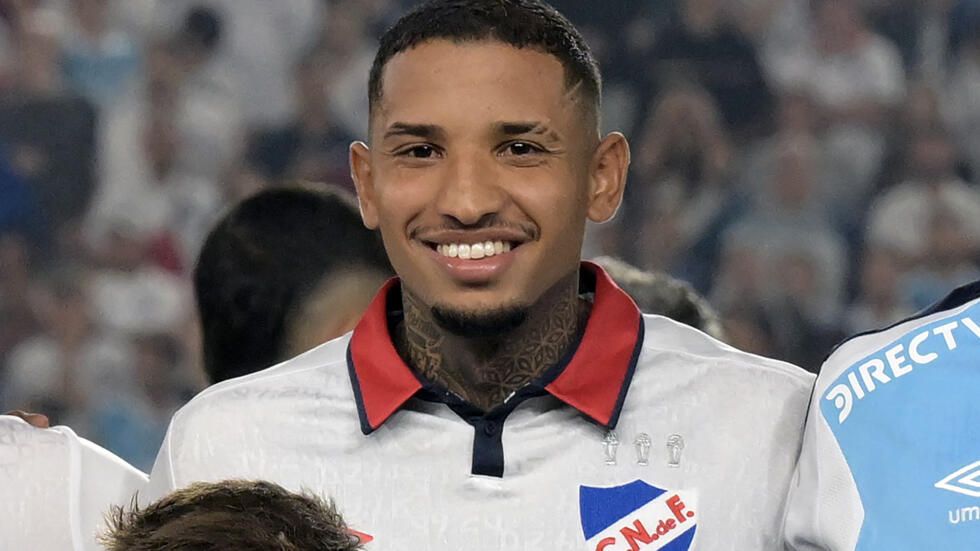 Juan Izquierdo dies at 27 after collapsing during Copa Libertadores match