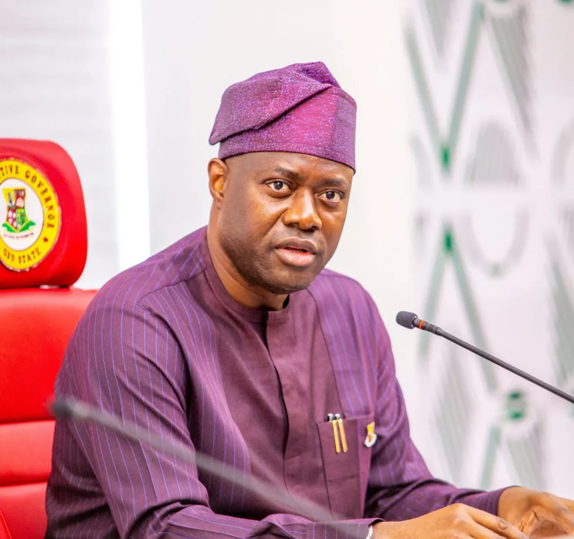 Oyo: Makinde approves new appointment of 902 civil servants