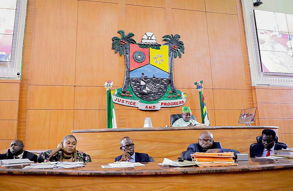 DSS assault: Lagos Assembly workers issue formal apology