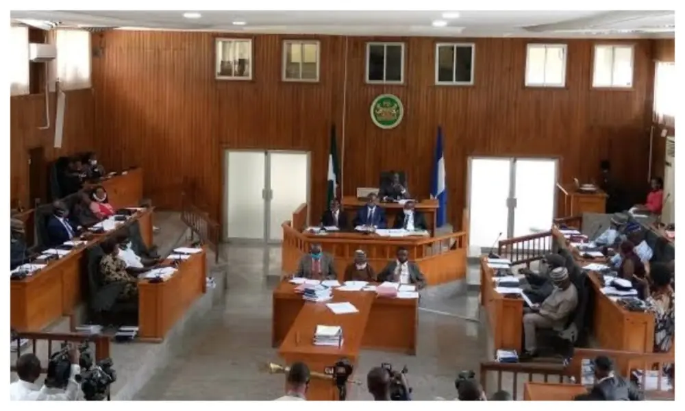 Ban styrofoam, foil paper for food packaging in Cross River – Assembly